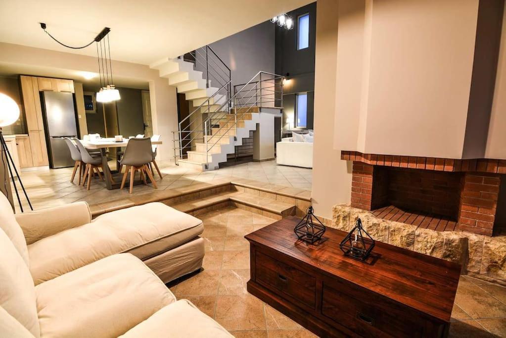 Aigli Luxurious Villa Kato Pitsa Eksteriør billede